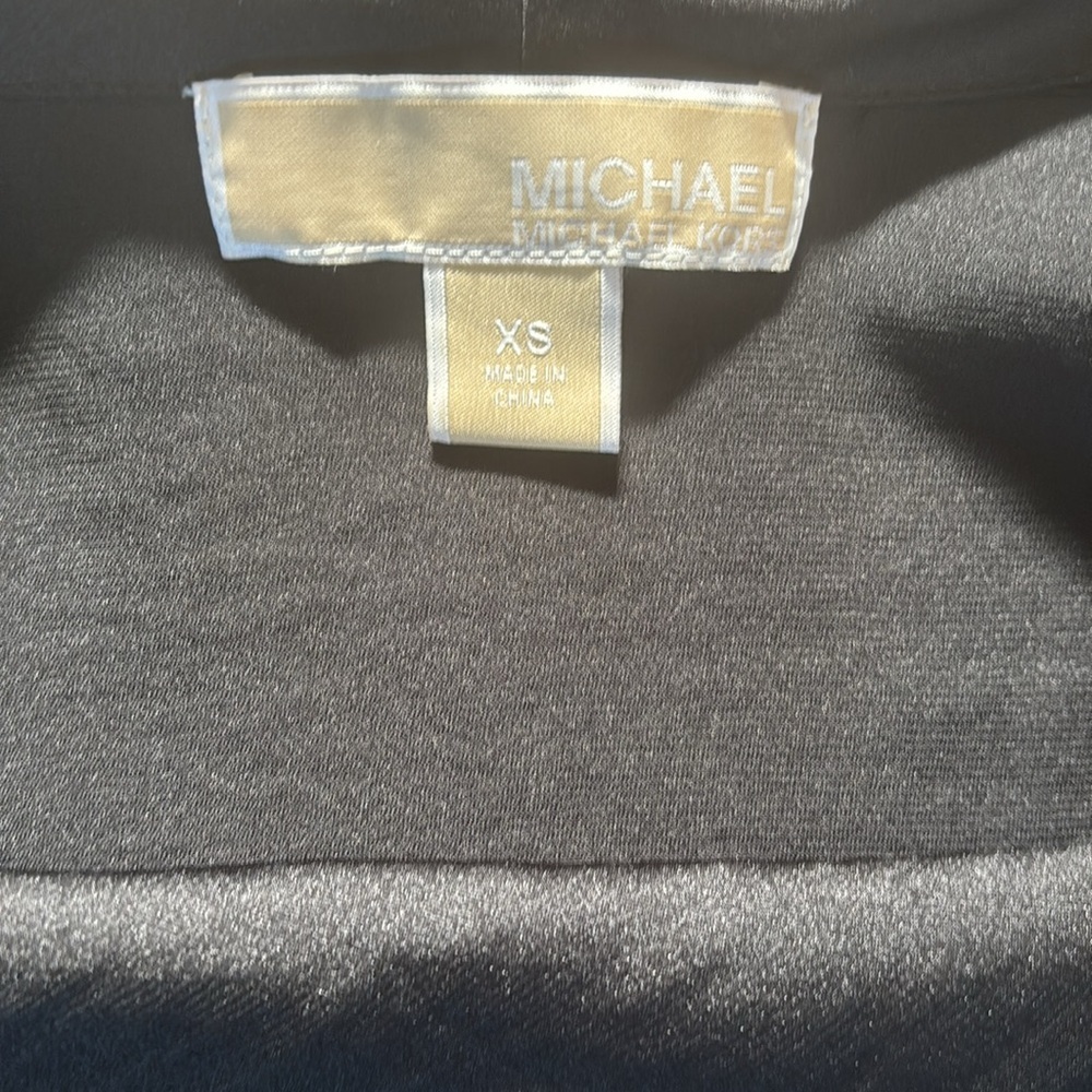 Michael Kors Large Black Cowl Neck Blouse Sz XS - Picture 2 of 8